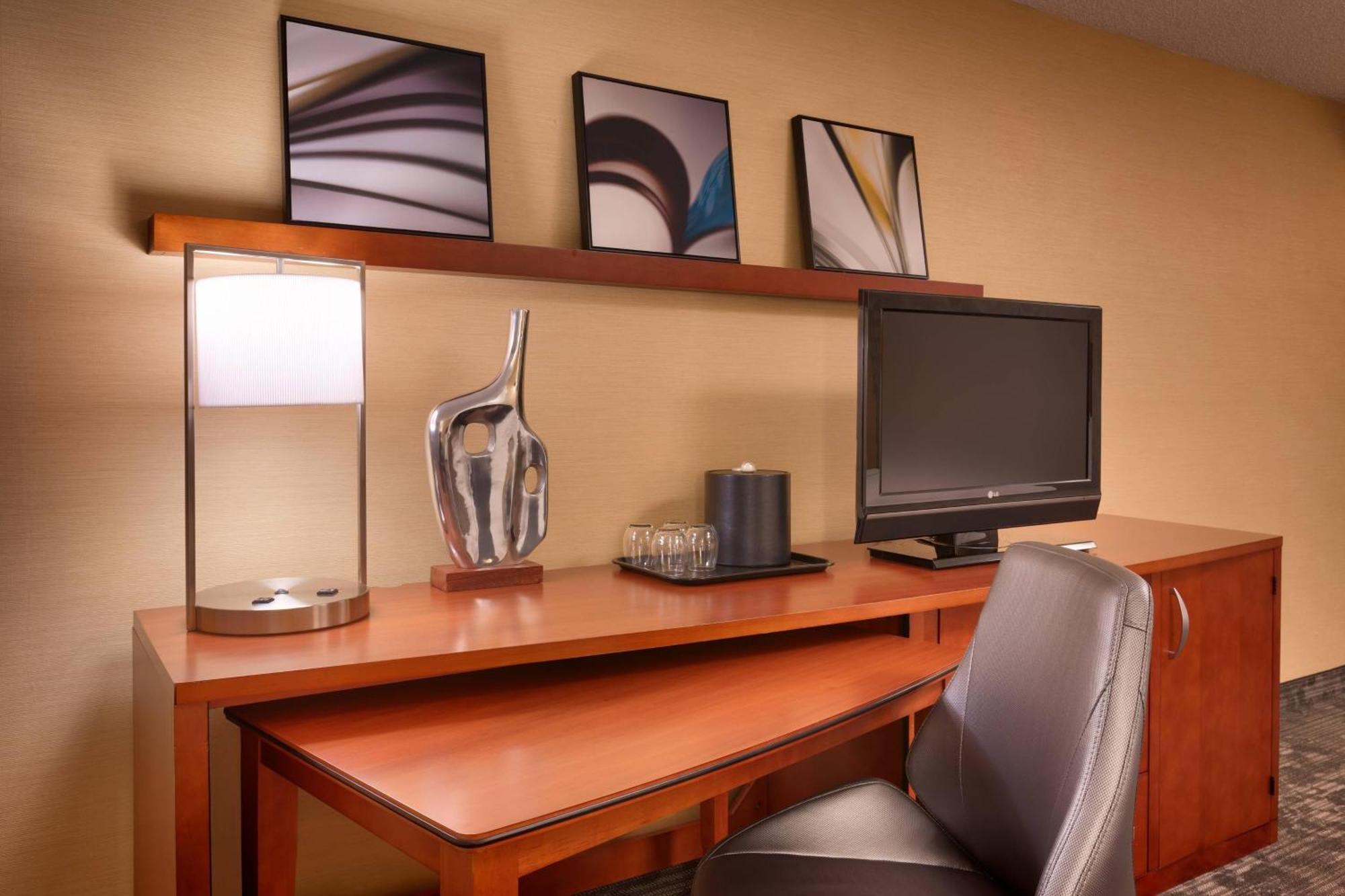 Courtyard By Marriott Salt Lake City Sandy Exterior foto